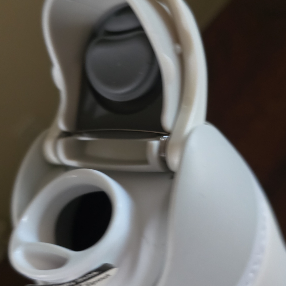owala White Insulated Leak-Proof Straw Bottle - Picture 3 of 3